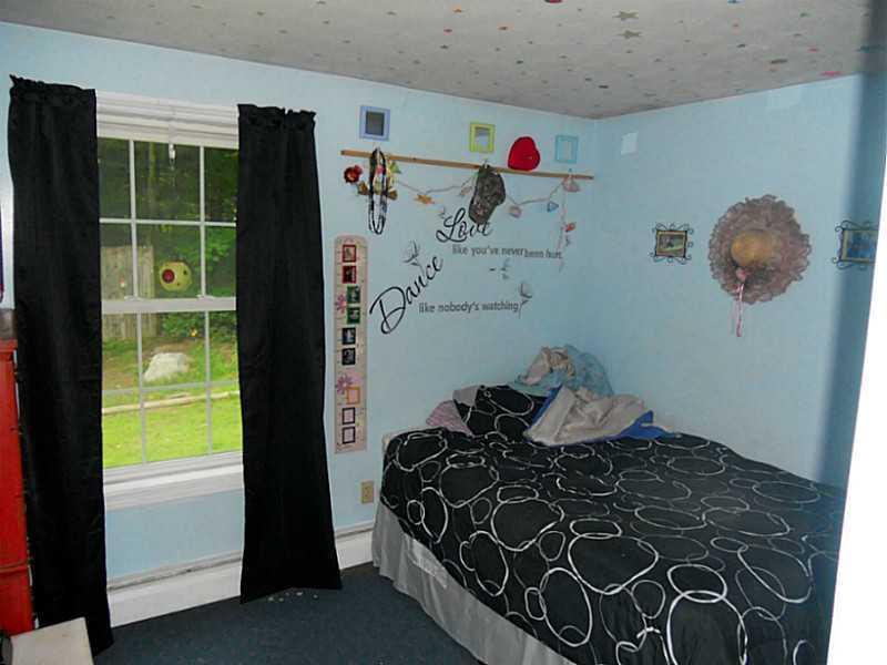 92 Granit Ridge Road Waterboro, ME 04087 - Photo 15 of 17 Bedroom.