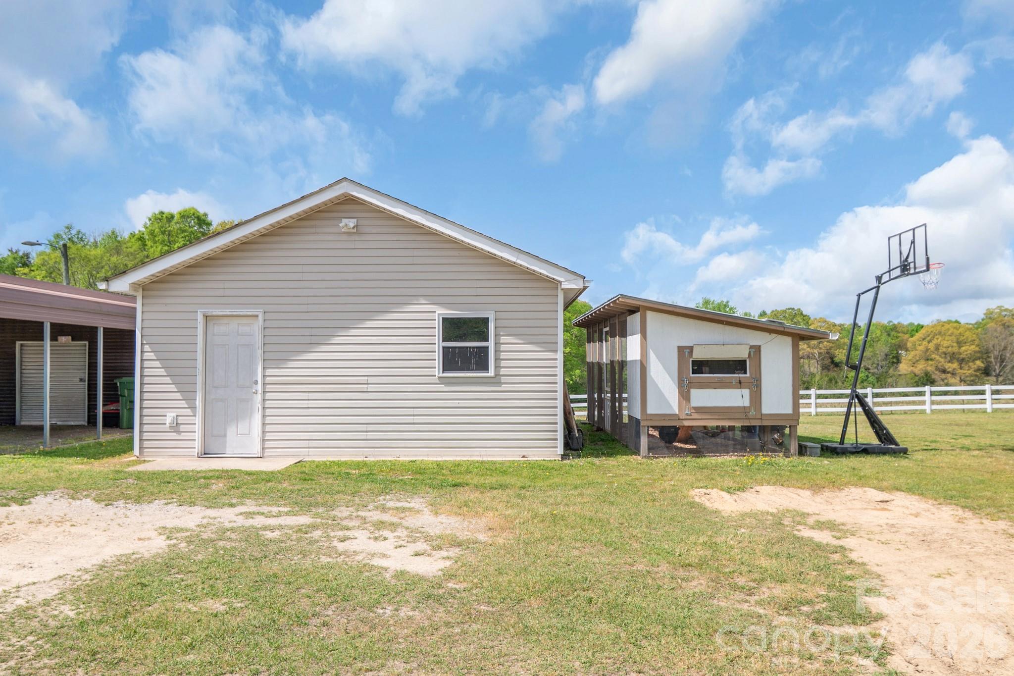 1317 Potter Road Lancaster, SC 29720 - Photo 39 of 46