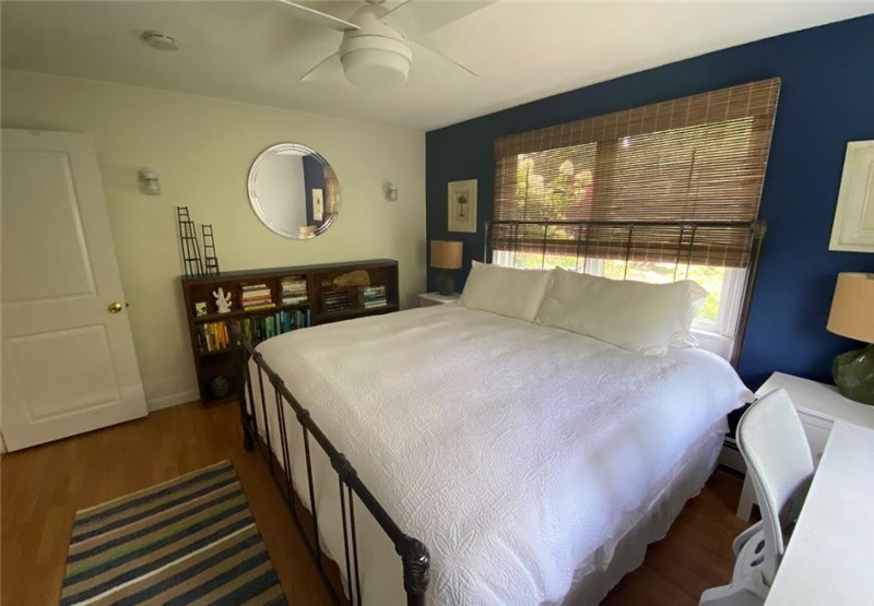 52 Lawn Avenue Jamestown, RI 02835 - Photo 11 of 21