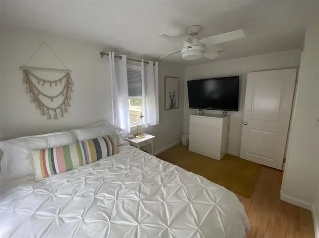 $2,000 | 52 Lawn Avenue, Jamestown, RI 02835