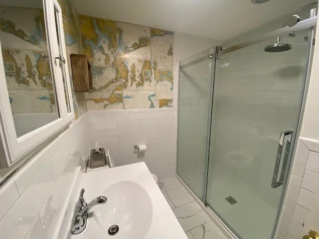 $2,000 | 52 Lawn Avenue, Jamestown, RI 02835