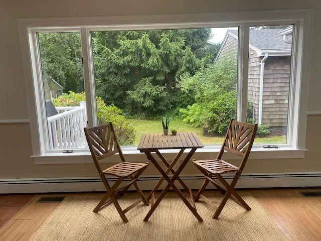 $2,000 | 52 Lawn Avenue, Jamestown, RI 02835