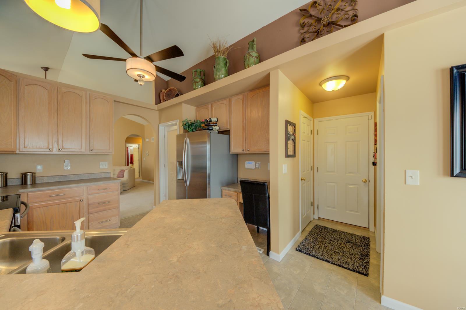 225 Jacobs Way St. Peters, MO 63376 - Photo 13 of 41