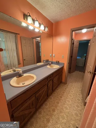 $264,900 | 173 Berkley Road, Cochran, GA 31014