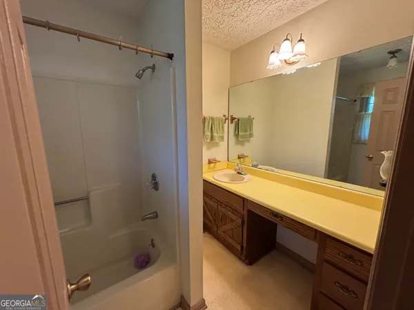 $264,900 | 173 Berkley Road, Cochran, GA 31014