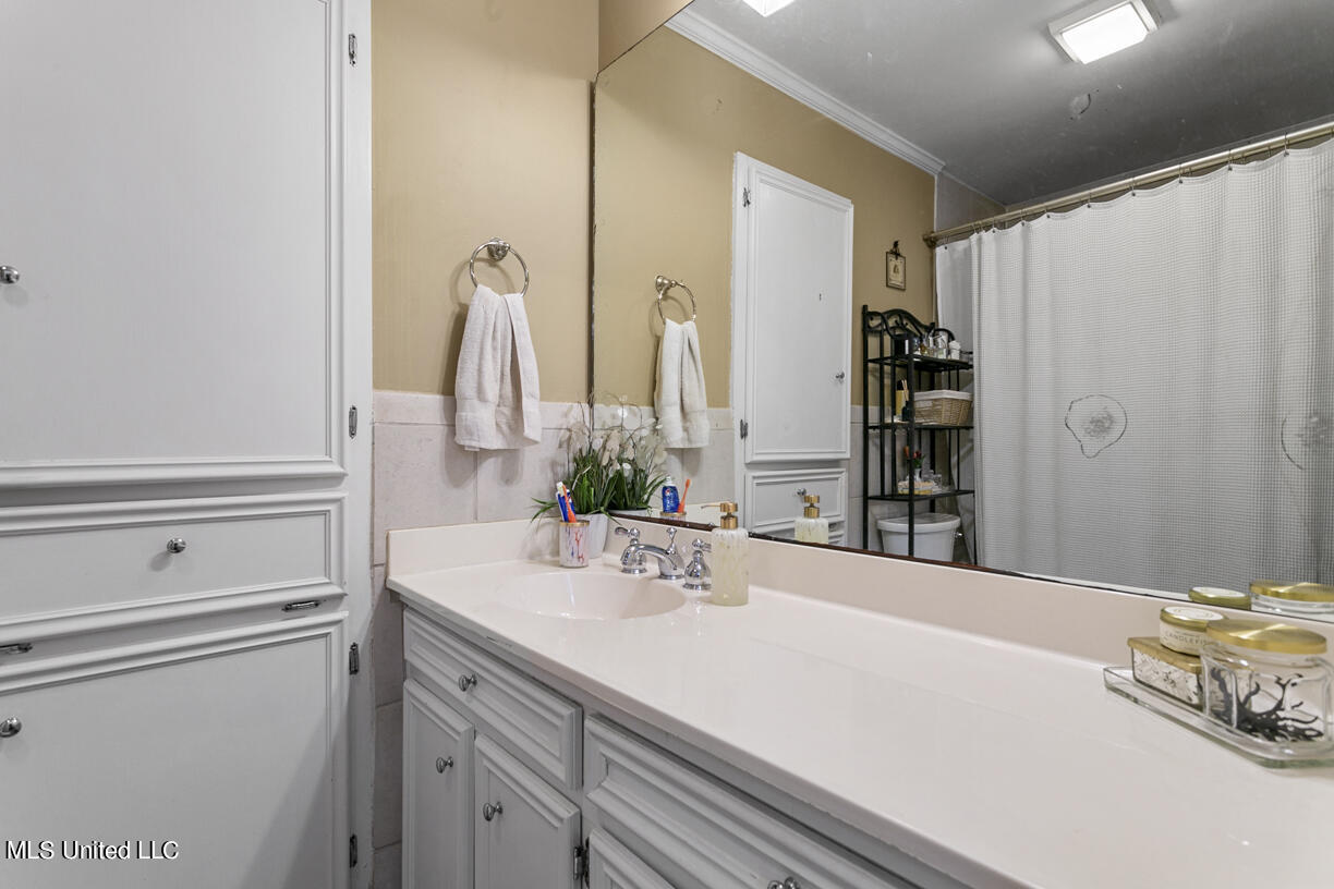 2209 Southwood Road Jackson, MS 39211 - Photo 18 of 28 2209 Southwood Final-21