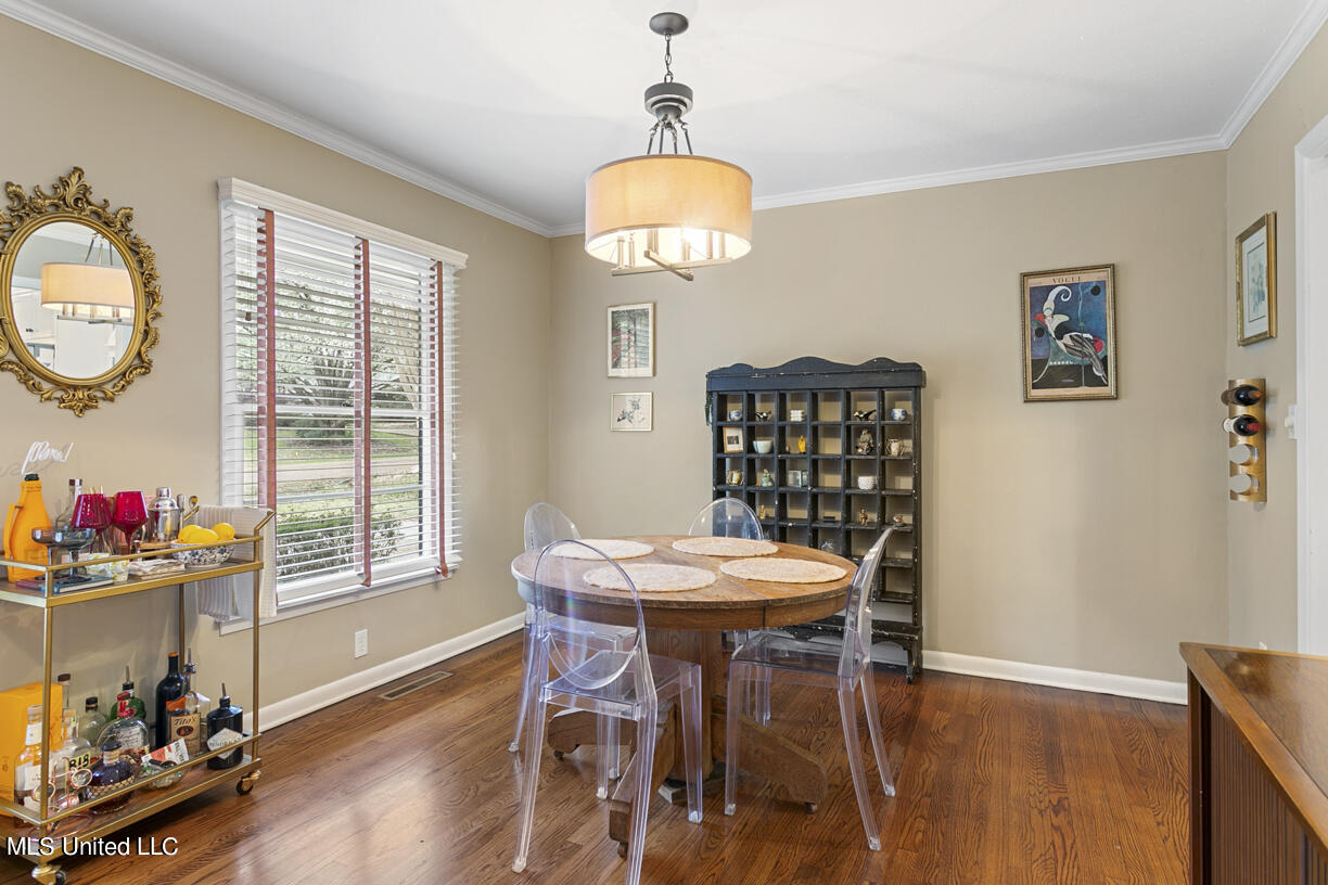 2209 Southwood Road Jackson, MS 39211 - Photo 6 of 28 2209 Southwood Final-2