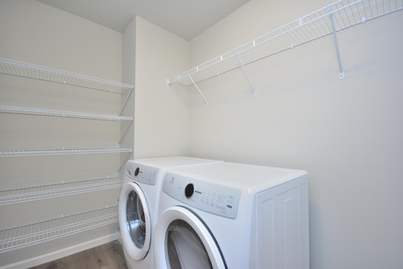 1121 Elderberry Road Oconomowoc, WI 53066 - Photo 13 of 29 90 ARWT (9)