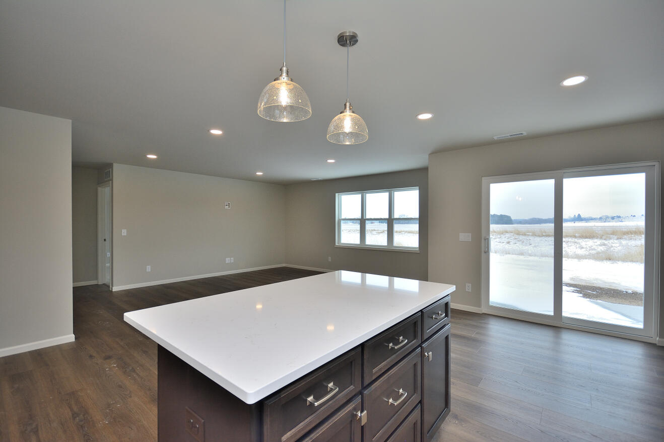 1121 Elderberry Road Oconomowoc, WI 53066 - Photo 22 of 30 90 ARWT (17)