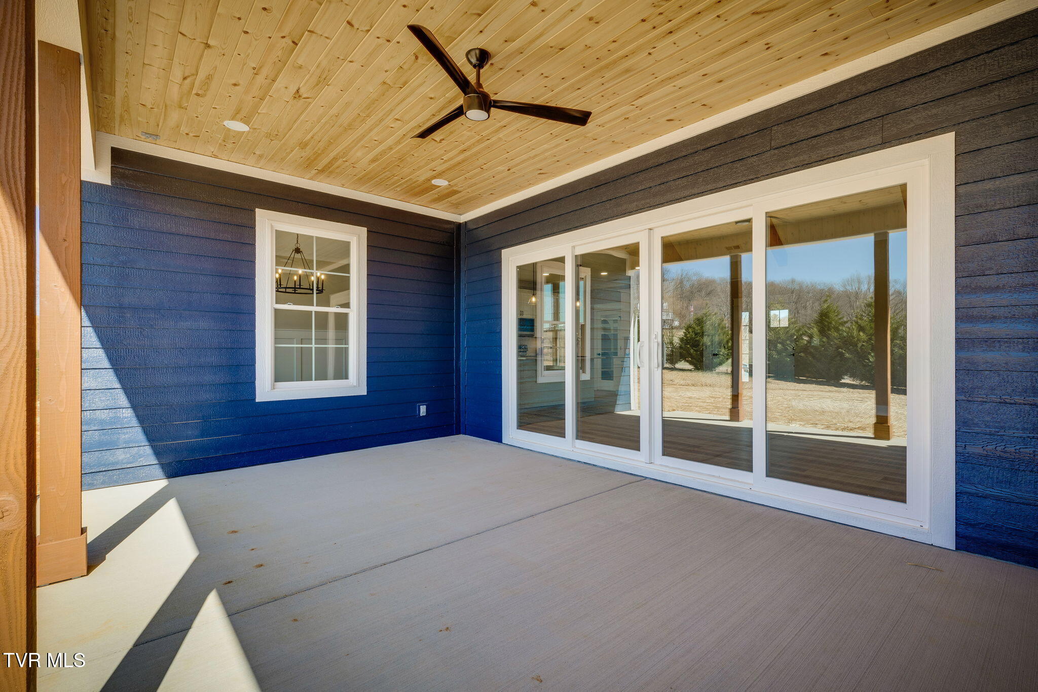 321 Allison Road Piney Flats, TN 37686 - Photo 34 of 36 034
