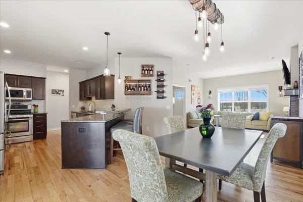 $589,900 | 7162 Belle Fontaine Boulevard, Middleton, WI 53562