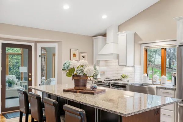 $599,900 | 16710 Innsbrook Drive, Lakeville, MN 55044