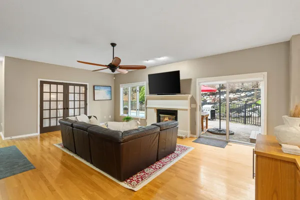 $599,900 | 16710 Innsbrook Drive, Lakeville, MN 55044