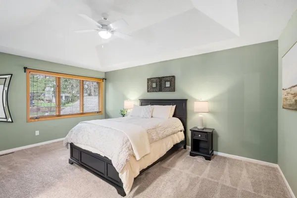 $599,900 | 16710 Innsbrook Drive, Lakeville, MN 55044