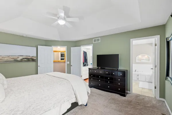 $599,900 | 16710 Innsbrook Drive, Lakeville, MN 55044