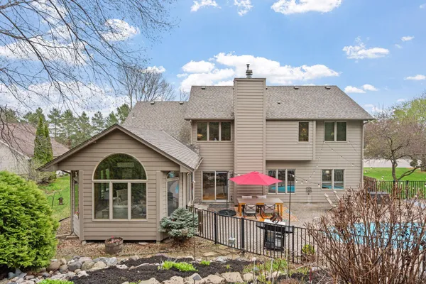 $599,900 | 16710 Innsbrook Drive, Lakeville, MN 55044