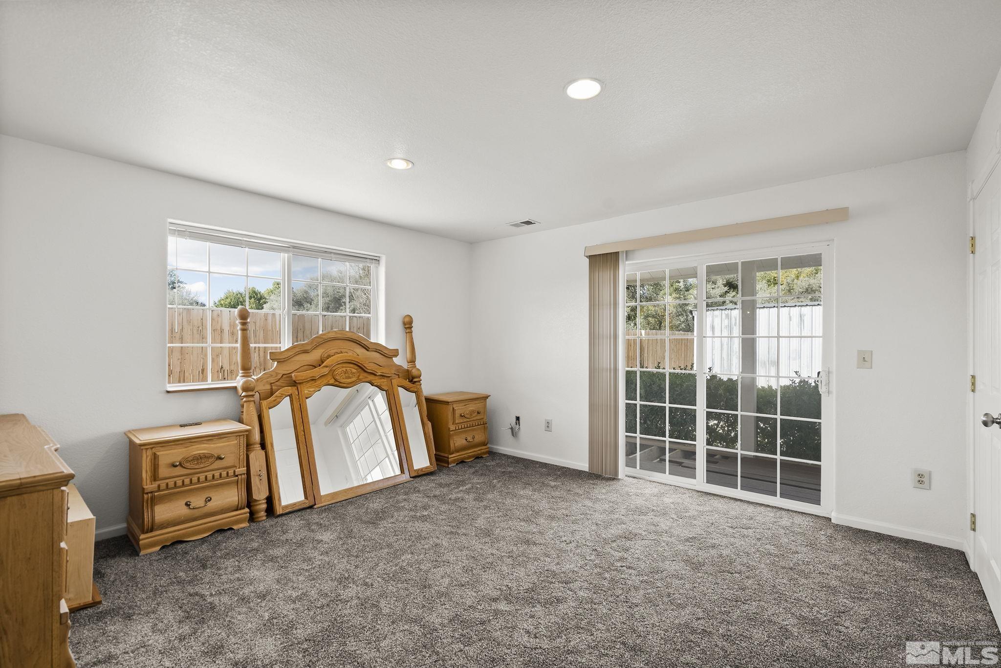 3300 Alcorn Road Fallon, NV 89406 - Photo 13 of 40 a view of a livingroom with furniture
