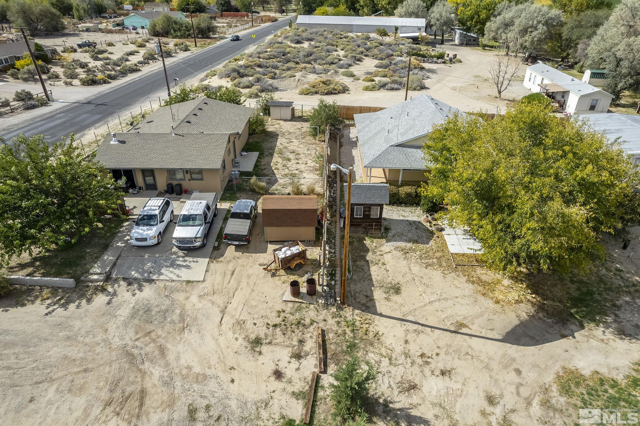 3300 Alcorn Road Fallon, NV 89406 - Photo 35 of 40 a view of a terrace with sitting area