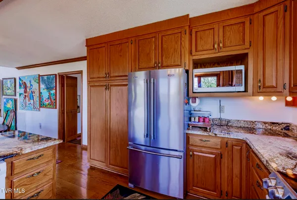 $849,900 | 185 Mc Afee Bluff, Gray, TN 37615