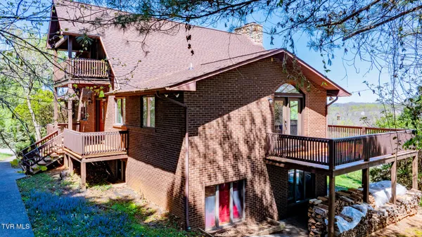 $849,900 | 185 Mc Afee Bluff, Gray, TN 37615