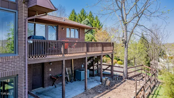 $849,900 | 185 Mc Afee Bluff, Gray, TN 37615
