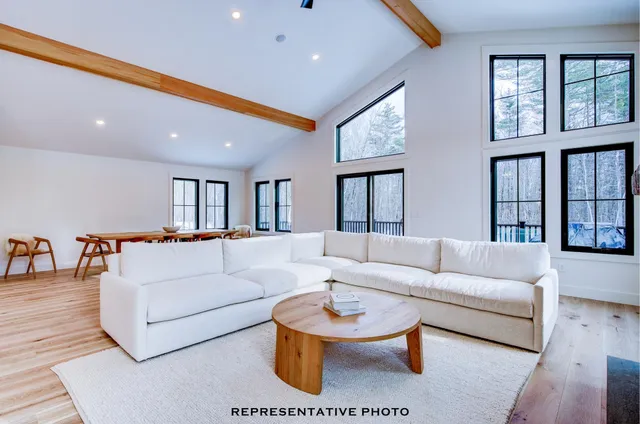 $1,200,000 | 25 Hidden Glade Drive, Unit 4, Bartlett, NH 03845