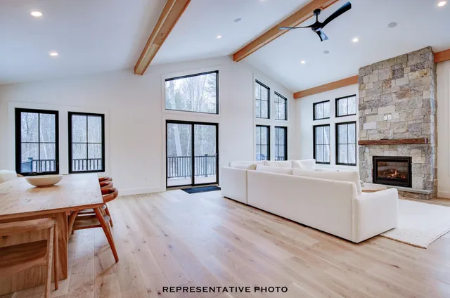 $1,200,000 | 25 Hidden Glade Drive, Unit 4, Bartlett, NH 03845