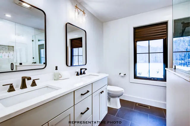 $1,200,000 | 25 Hidden Glade Drive, Unit 4, Bartlett, NH 03845