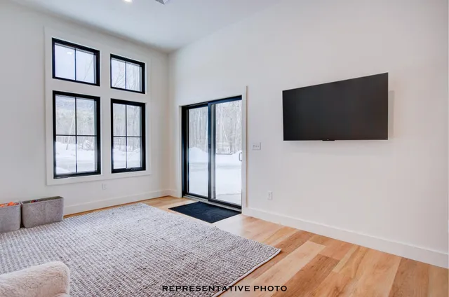 $1,200,000 | 25 Hidden Glade Drive, Unit 4, Bartlett, NH 03845