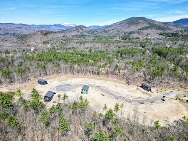 $1,200,000 | 25 Hidden Glade Drive, Unit 4, Bartlett, NH 03845