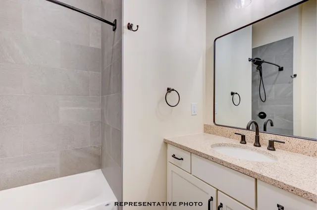 $1,200,000 | 25 Hidden Glade Drive, Unit 4, Bartlett, NH 03845