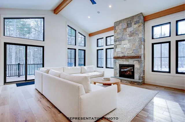 $1,200,000 | 25 Hidden Glade Drive, Unit 4, Bartlett, NH 03845