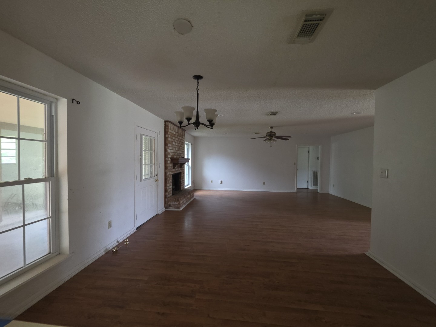 2218 Hamman Road Bay City, TX 77414 - Photo 6 of 24 Gallery Image 6