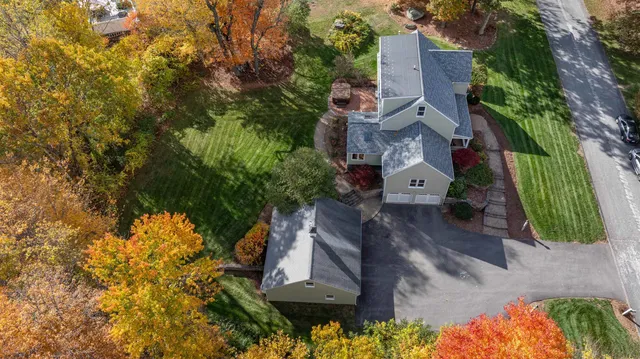 $799,900 | 8 Carriage Lane, Milford, NH 03055