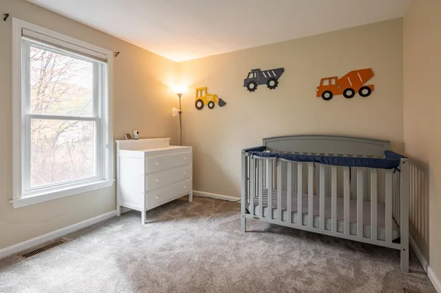 $799,900 | 8 Carriage Lane, Milford, NH 03055