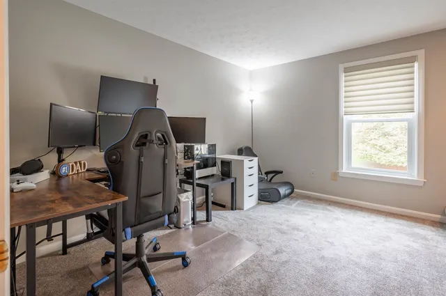 $799,900 | 8 Carriage Lane, Milford, NH 03055