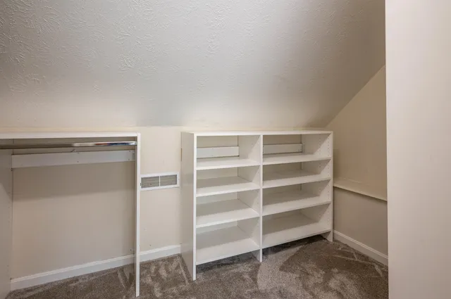 $799,900 | 8 Carriage Lane, Milford, NH 03055