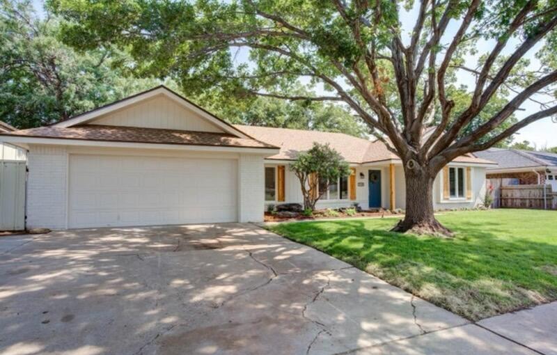 5720 69th Street Lubbock, TX 79424 - Photo 3 of 28 IMG_1459