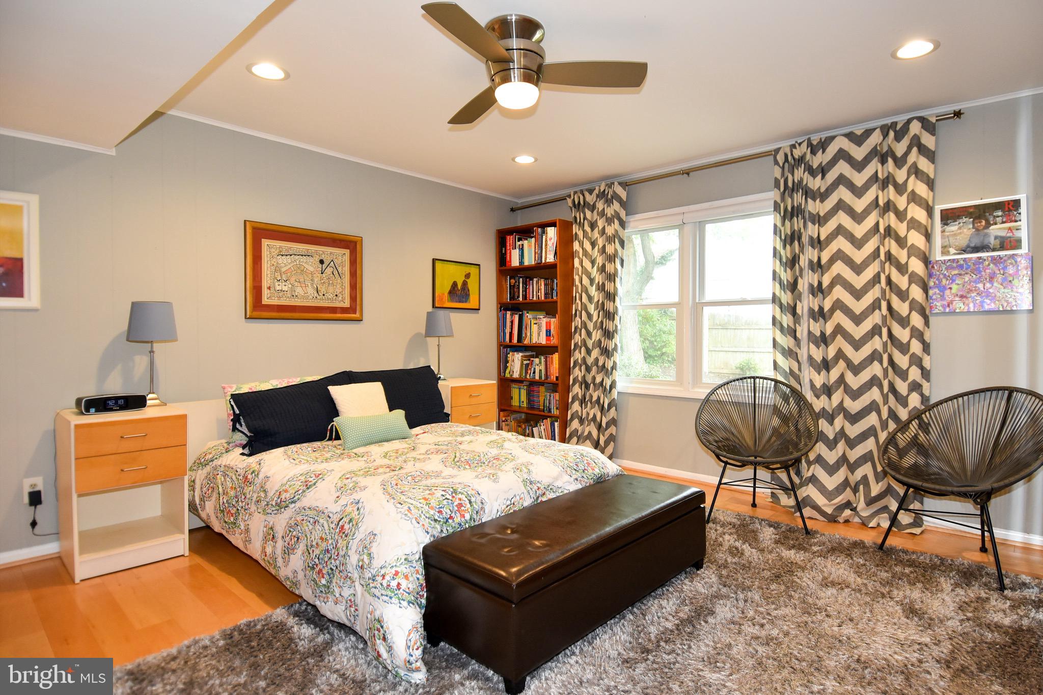 11906 Riders Lane Reston, VA 20191 - Photo 22 of 67 Second Bedroom