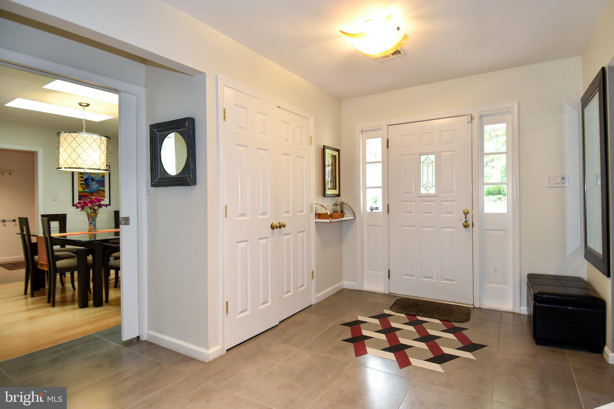 11906 Riders Lane Reston, VA 20191 - Photo 5 of 67 Foyer