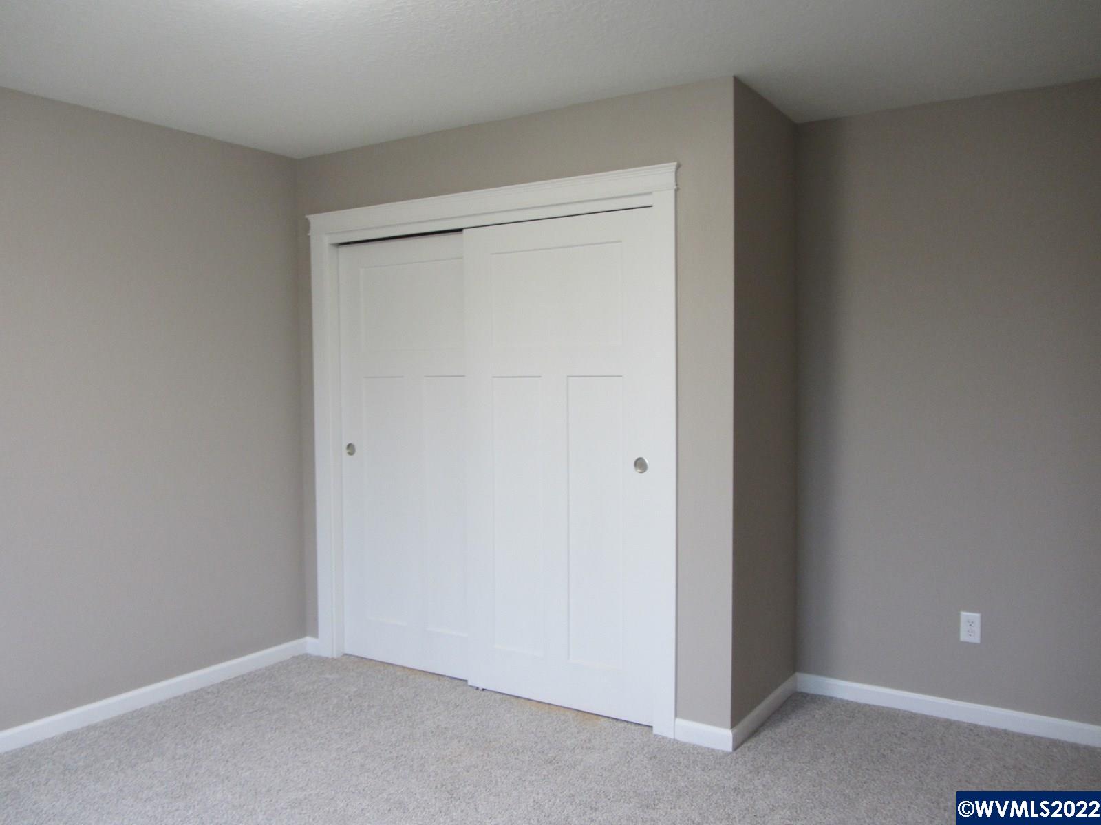 532 Walker Road Lebanon, OR 97355 - Photo 38 of 40 Gallery Image 38