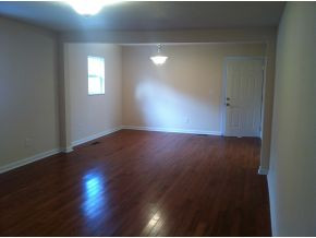 1075 West Vann Road Greeneville, TN 37743 - Photo 3 of 23 Photo 3