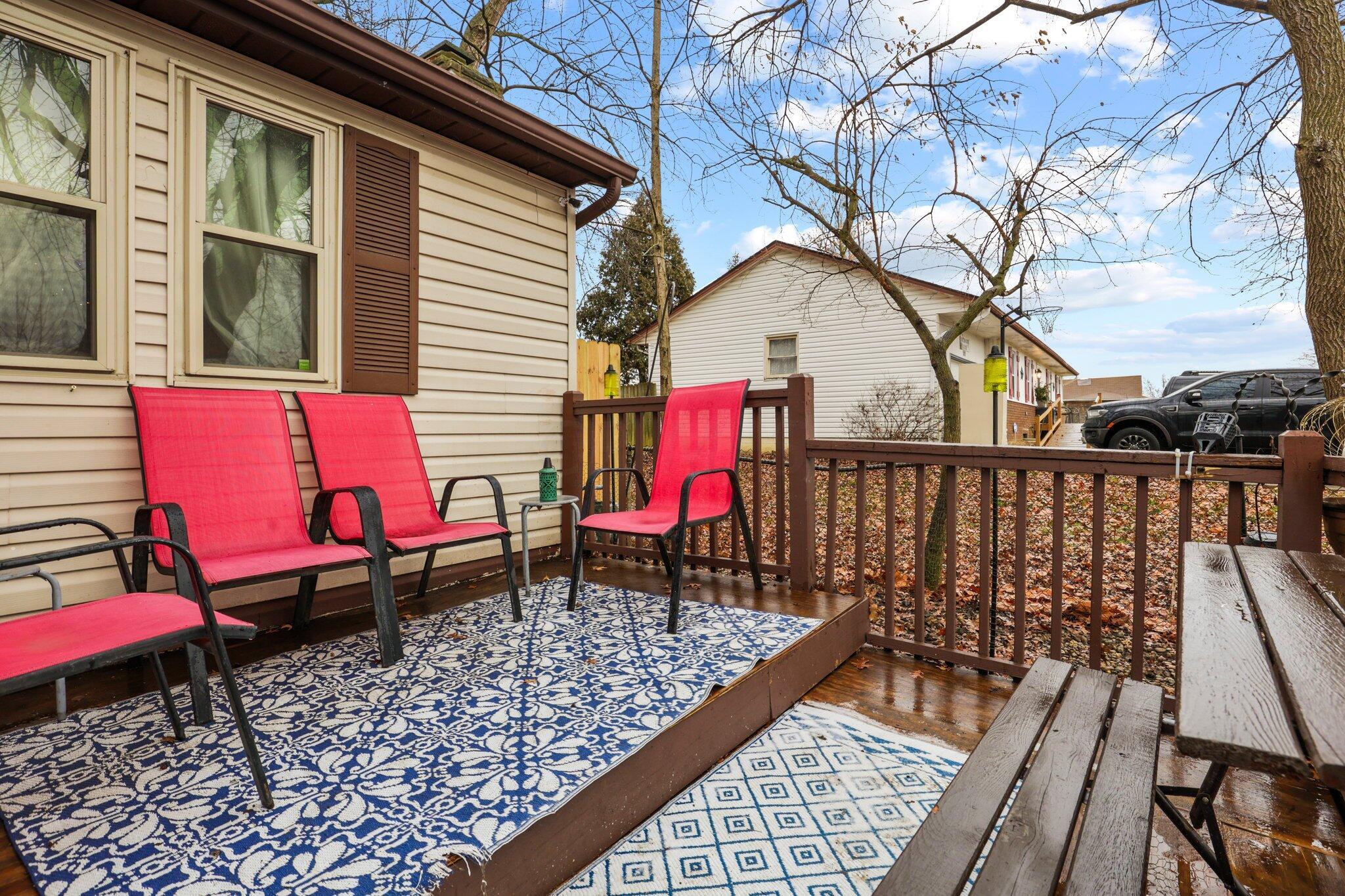 195 Gladys Road Columbus, OH 43228 - Photo 4 of 24 Front Patio