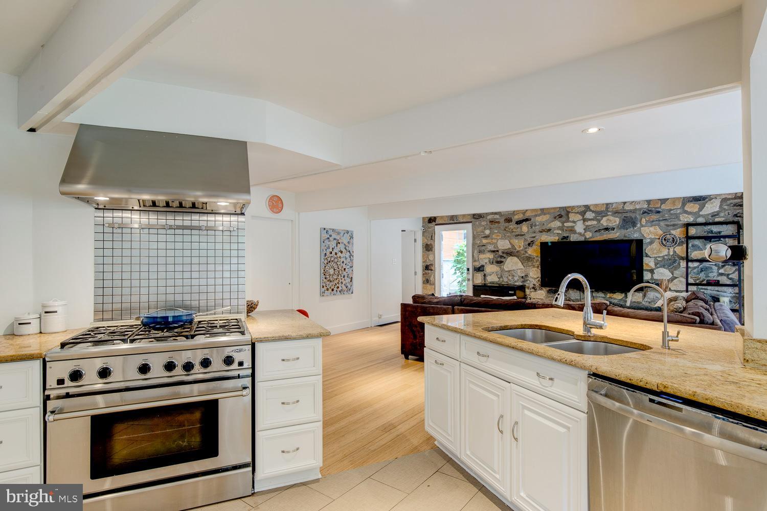 560 Pugh Road Wayne, PA 19087 - Photo 18 of 56