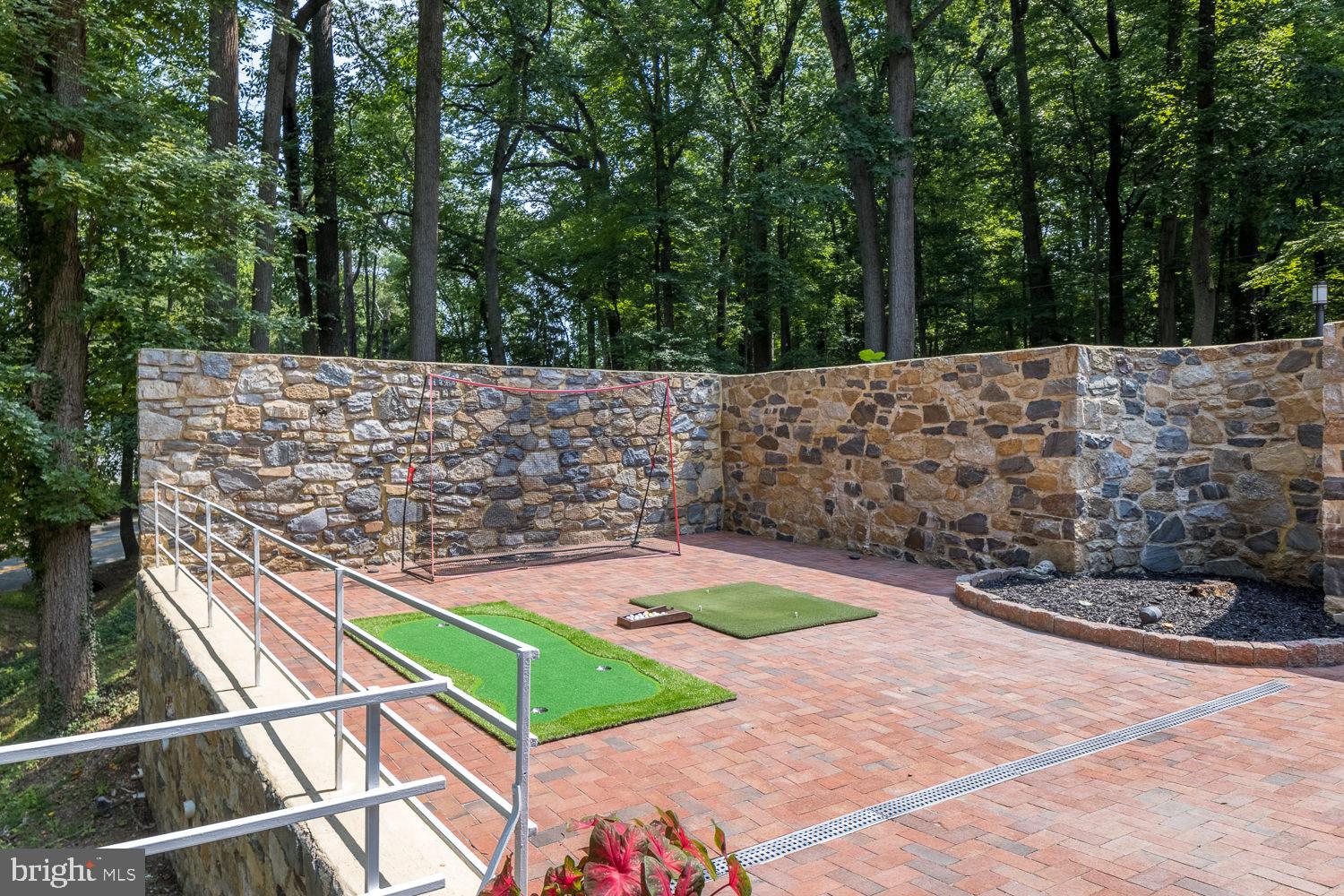 560 Pugh Road Wayne, PA 19087 - Photo 50 of 56