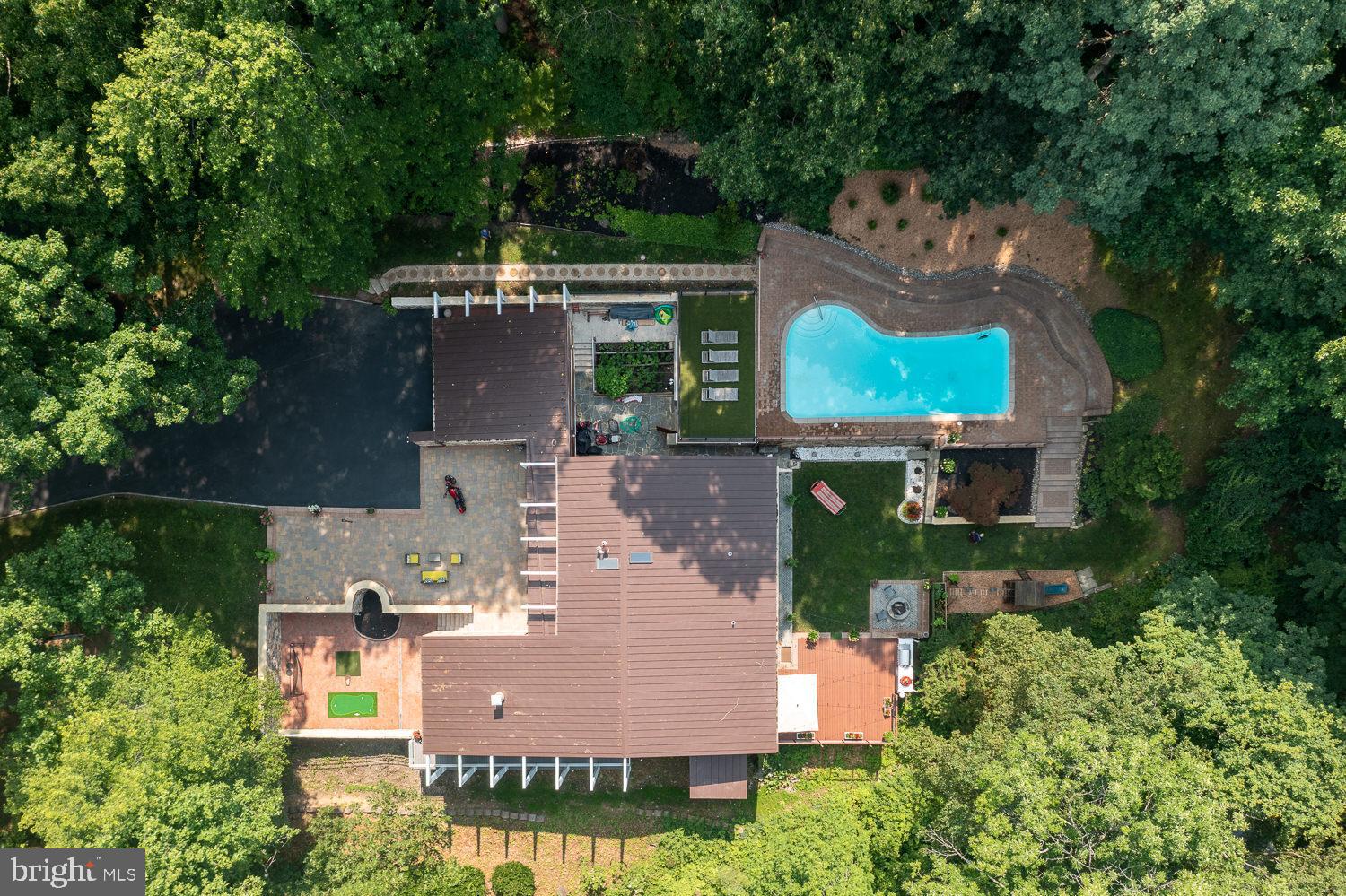 560 Pugh Road Wayne, PA 19087 - Photo 7 of 56