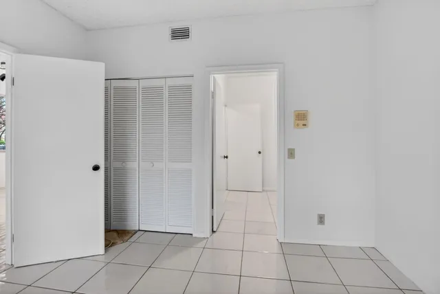 $450,000 | 6780 Via Regina, Boca Raton, FL 33433