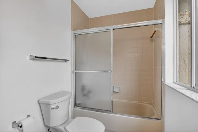 $450,000 | 6780 Via Regina, Boca Raton, FL 33433