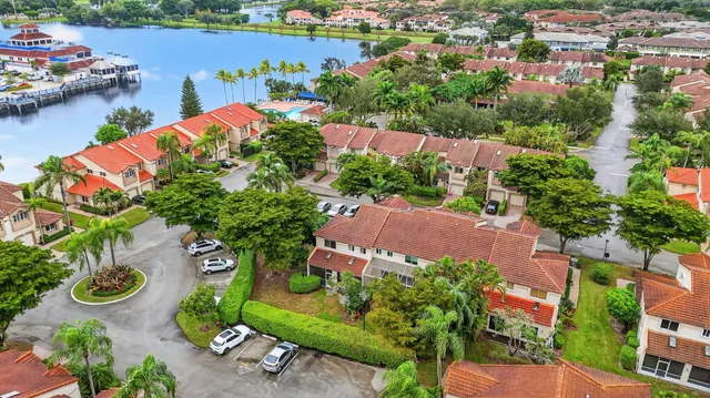 $450,000 | 6780 Via Regina, Boca Raton, FL 33433