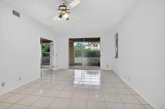 $450,000 | 6780 Via Regina, Boca Raton, FL 33433